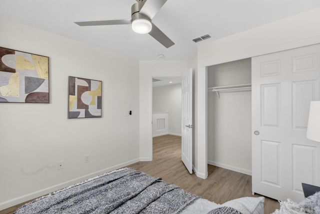 19 White Stone Ct, Elk Grove, CA 95758