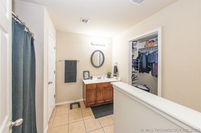 10709 N 153rd East Avenue E, Owasso, OK 74055