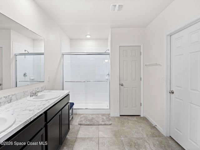 275 Guinevere Drive SW, Palm Bay, FL 32908