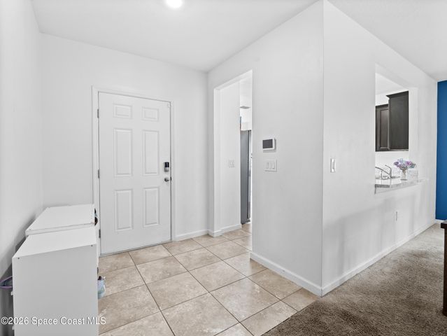 275 Guinevere Drive SW, Palm Bay, FL 32908