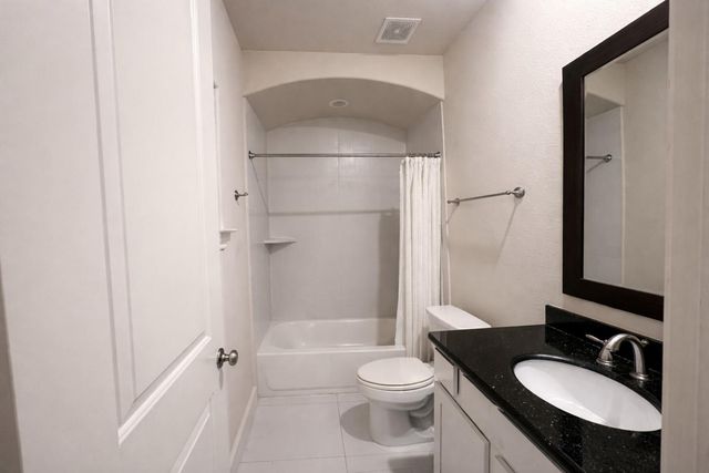 2318 Hutchins Street, Houston, TX 77004