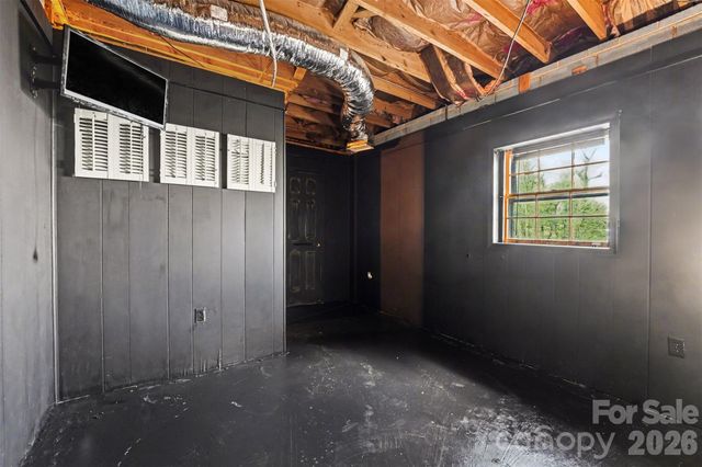 5475 Pine Ridge Drive, Connelly Springs, NC 28612