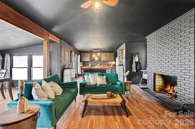 5475 Pine Ridge Drive, Connelly Springs, NC 28612