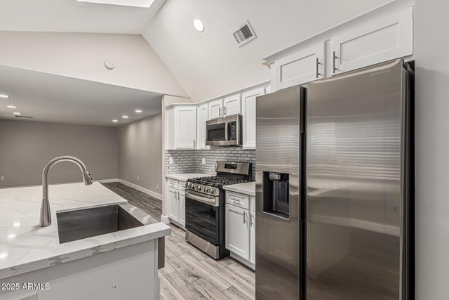 535 W 15TH Street, Tempe, AZ 85281