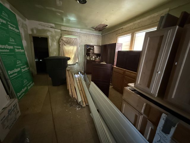 15361 Hubbell Avenue, Detroit, MI 48227