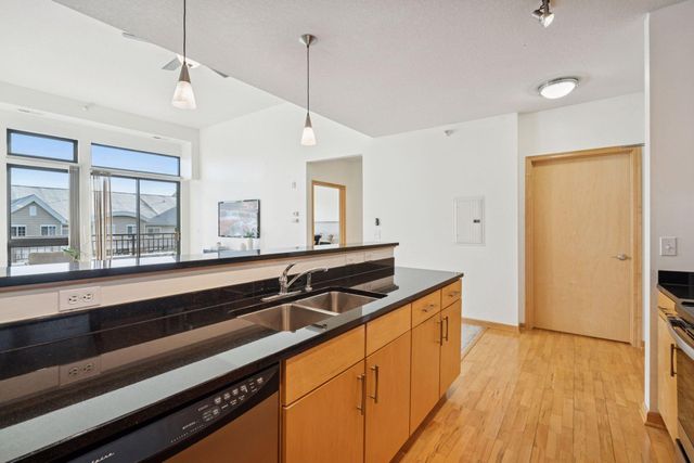 7600 Lyndale Avenue S 414, Richfield, MN 55423