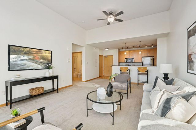 7600 Lyndale Avenue S 414, Richfield, MN 55423