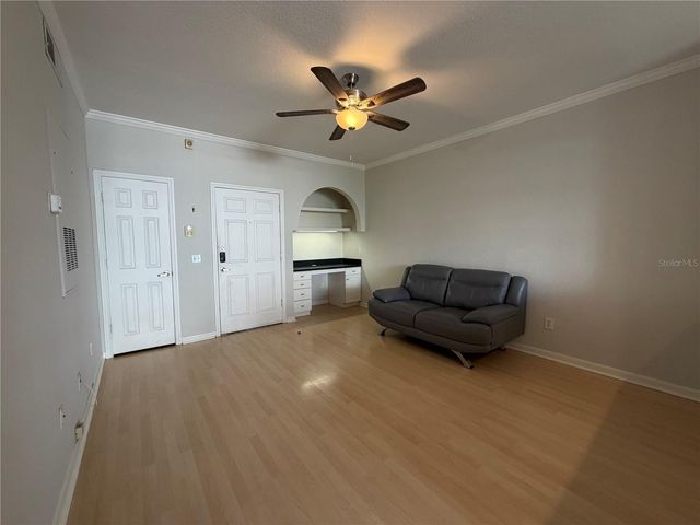 860 N ORANGE AVENUE 301, Orlando, FL 32801