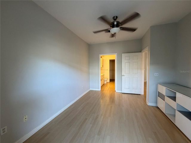 860 N ORANGE AVENUE 301, Orlando, FL 32801