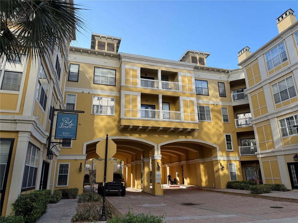 Image 2 of property listing at 860 N ORANGE AVENUE 301, Orlando, FL 32801