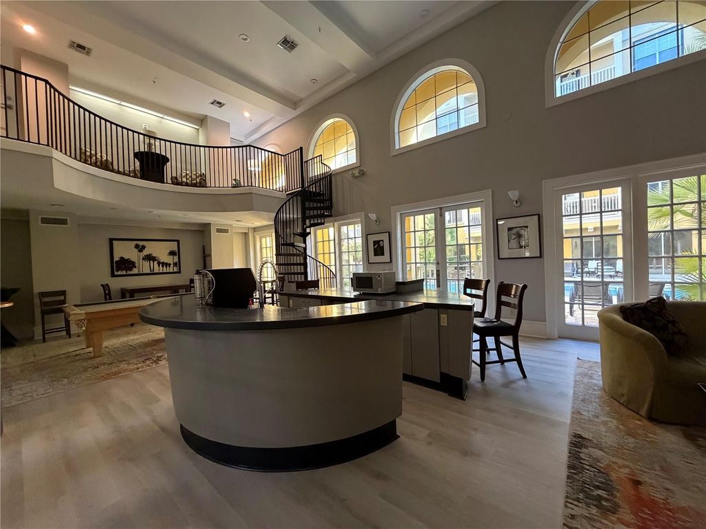 Image 27 of property listing at 860 N ORANGE AVENUE 301, Orlando, FL 32801