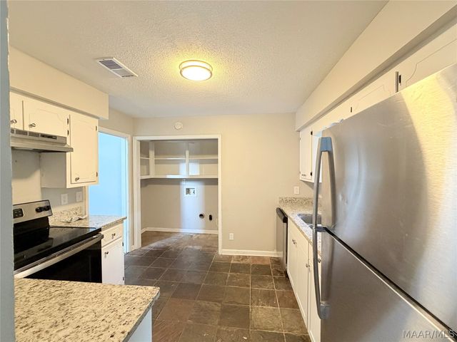 1008 N BURBANK Drive, Montgomery, AL 36117