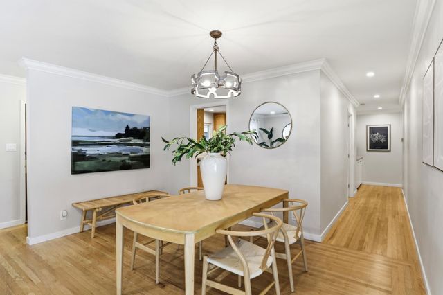 1148 Fallbrook St, West Sacramento, CA 95691