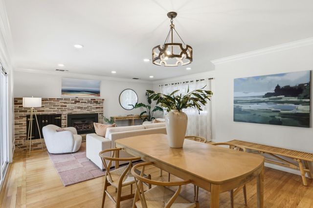 1148 Fallbrook St, West Sacramento, CA 95691