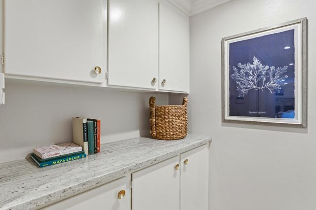 1148 Fallbrook St, West Sacramento, CA 95691