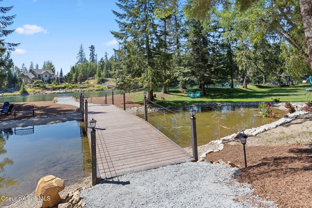 126 Rivers End Drive, Priest River, ID 83856 photo 5