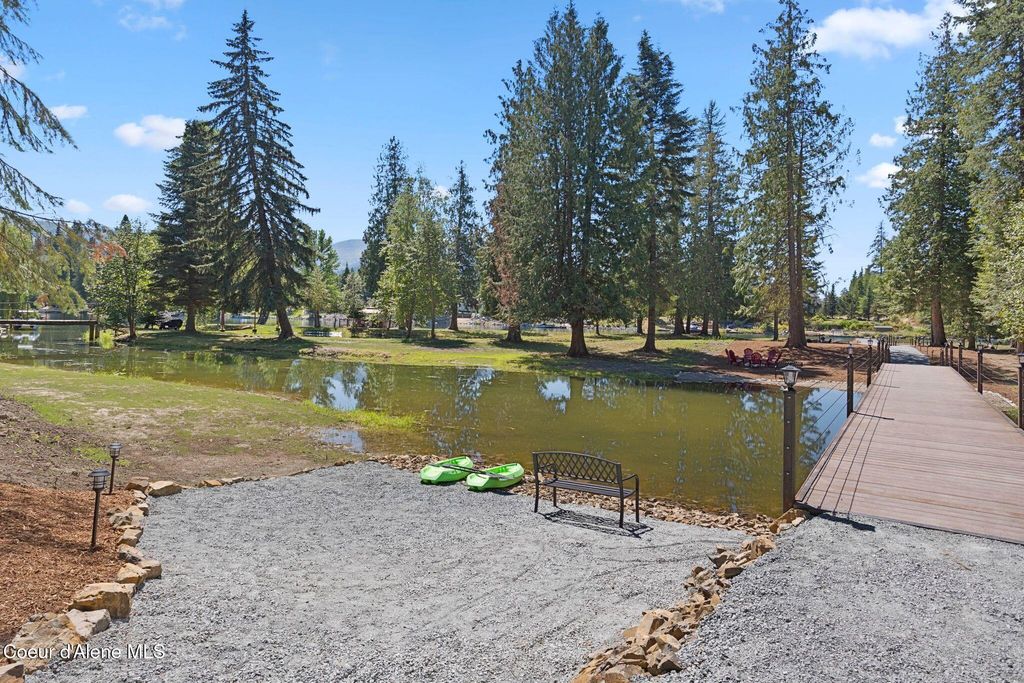 126 Rivers End Drive, Priest River, ID 83856 photo 6