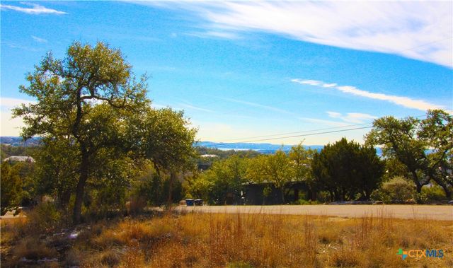 151 Nighthawk Lane, Canyon Lake, TX 78133