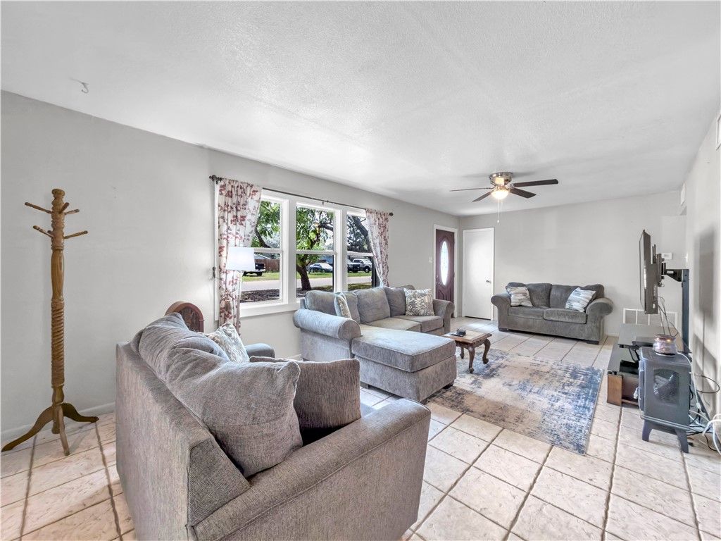 2633 Henrietta Pl, Ingleside, TX 78362 — photo 5