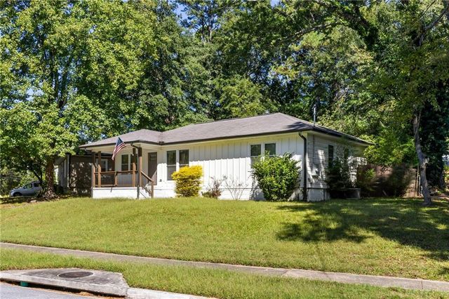 2491 Glendale Circle SE, Smyrna, GA 30080