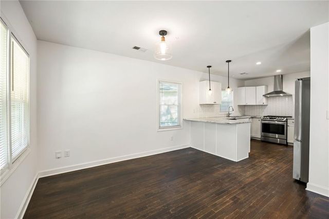 2491 Glendale Circle SE, Smyrna, GA 30080