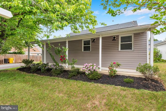 1623 RIVERDALE DR, Edgewater, MD 21037