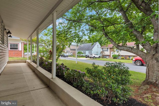 1623 RIVERDALE DR, Edgewater, MD 21037