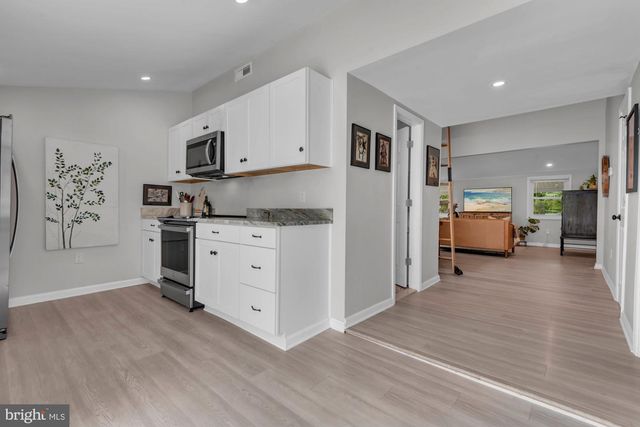 1623 RIVERDALE DR, Edgewater, MD 21037