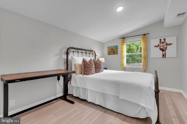 1623 RIVERDALE DR, Edgewater, MD 21037
