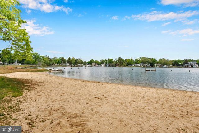 1623 RIVERDALE DR, Edgewater, MD 21037