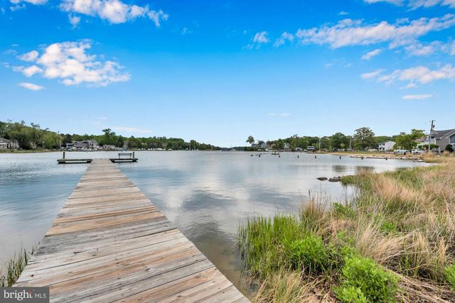 1623 RIVERDALE DR, Edgewater, MD 21037