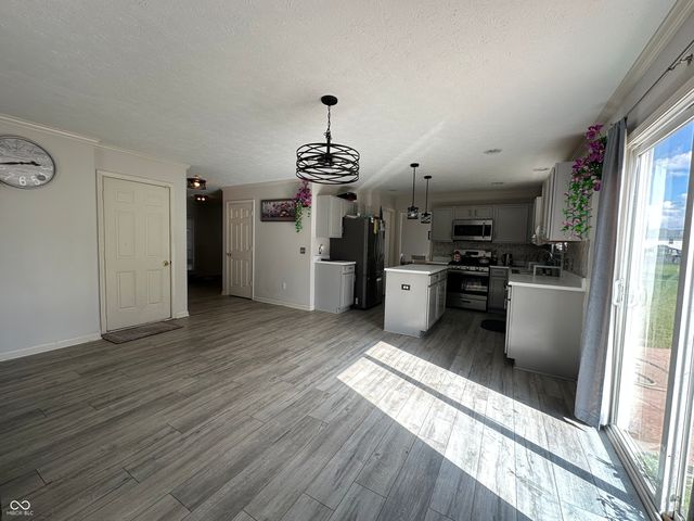6425 Bonneville Drive, Indianapolis, IN 46237