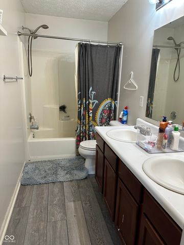 6425 Bonneville Drive, Indianapolis, IN 46237