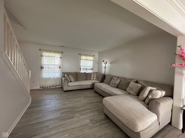 6425 Bonneville Drive, Indianapolis, IN 46237