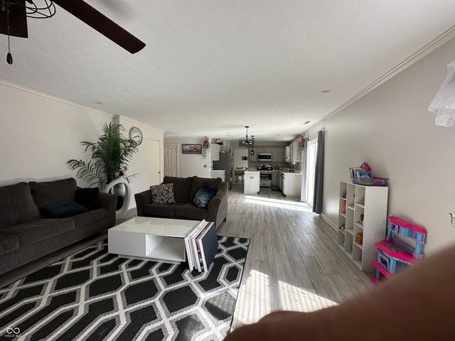 6425 Bonneville Drive, Indianapolis, IN 46237