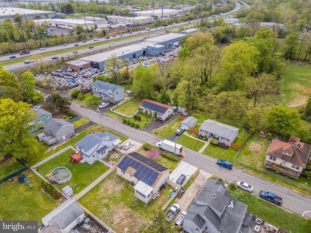 820 WALNUT AVE, Bensalem, PA 19020