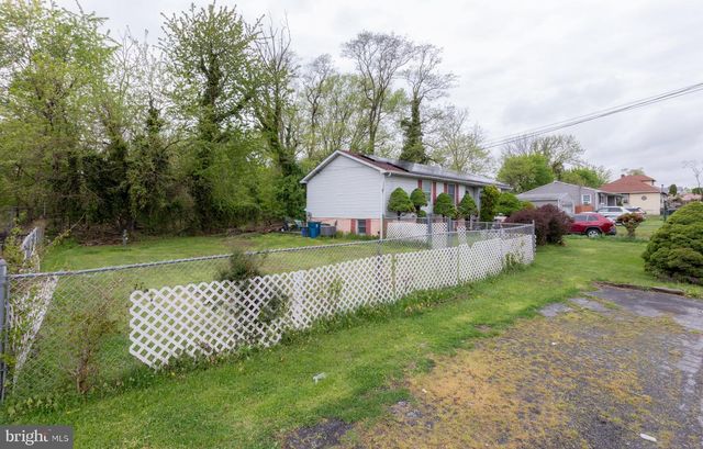 820 WALNUT AVE, Bensalem, PA 19020