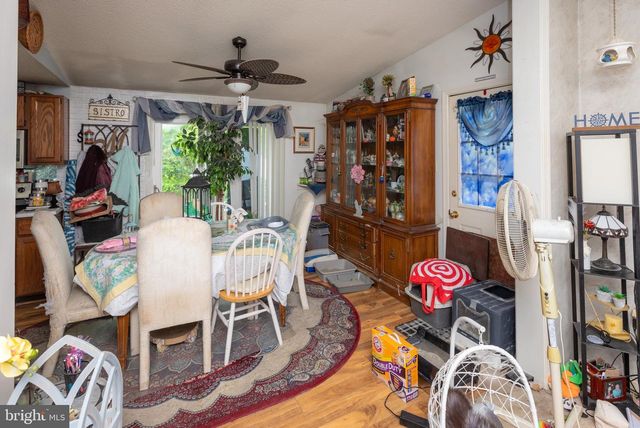 820 WALNUT AVE, Bensalem, PA 19020