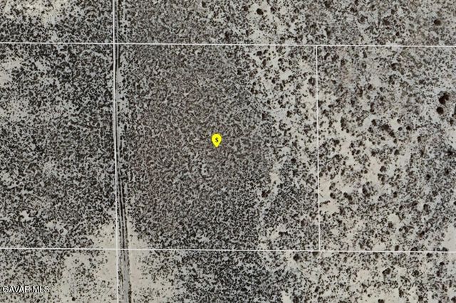 Avenue P-12, Lake Los Angeles, CA 93591