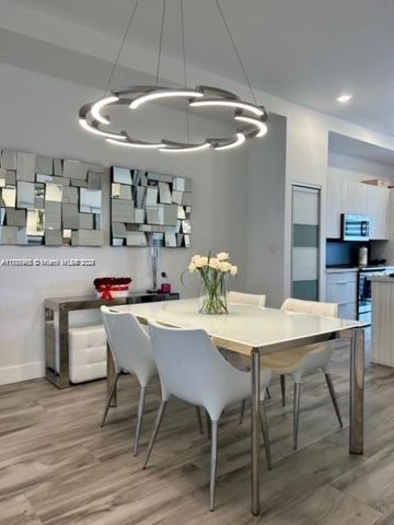 7825 NW 104th Ave 32, Doral, FL 33178