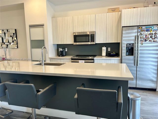 7825 NW 104th Ave 32, Doral, FL 33178