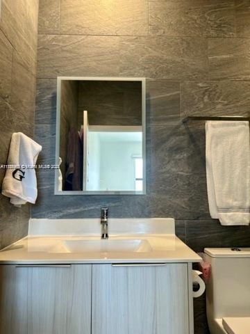 7825 NW 104th Ave 32, Doral, FL 33178