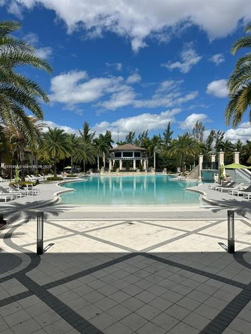 7825 NW 104th Ave 32, Doral, FL 33178