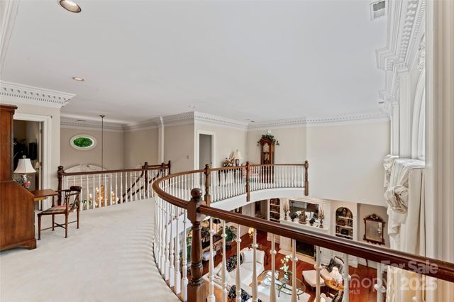8934 Winged Bourne Drive, Charlotte, NC 28210