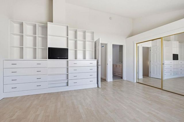 2022 Bob White Ln, Santa Cruz, CA 95065