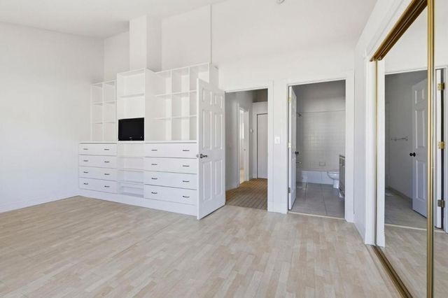 2022 Bob White Ln, Santa Cruz, CA 95065