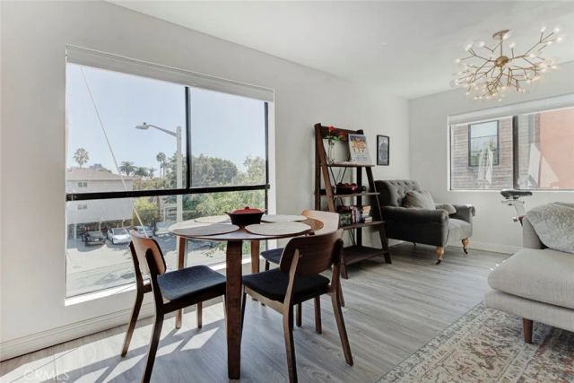 1037 N Vista, Los Angeles, CA 90046
