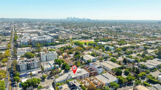 1037 N Vista, Los Angeles, CA 90046