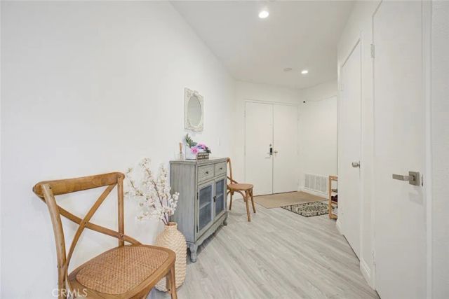 1037 N Vista, Los Angeles, CA 90046
