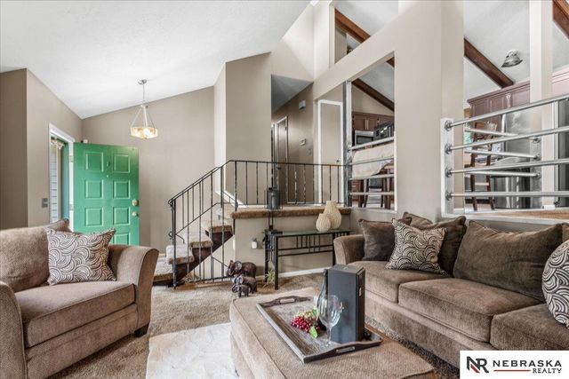 12729 Erskine Street, Omaha, NE 68164